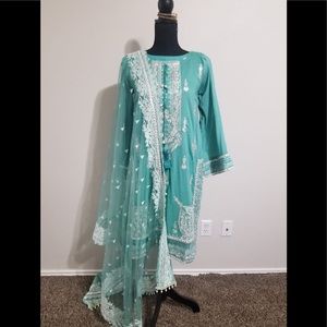 Sobia nazir luxury lawn 2020